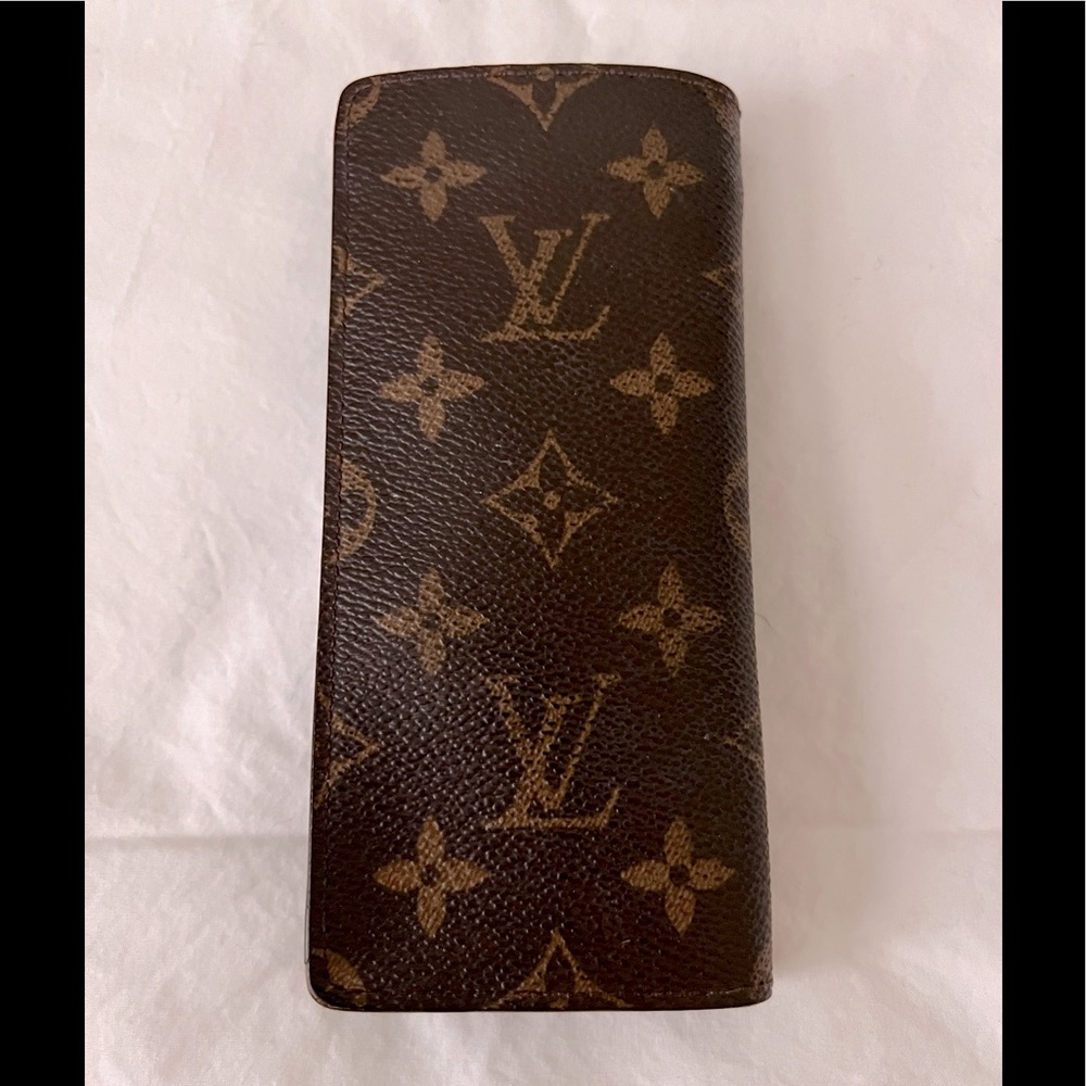 Louis Vuitton eye glasses case Monogram